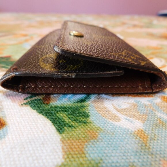 Louis Vuitton Vintage 6 Key Monogram Case Holder - Picture 2 of 11
